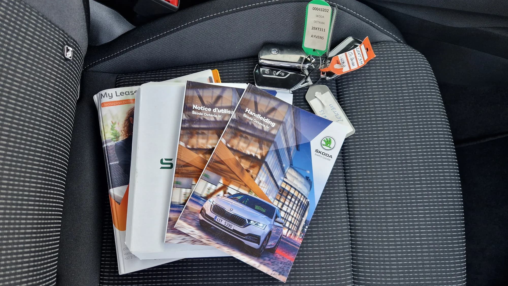 Škoda Octavia Combi 1.4 TSI pHEV SportLine DSG – dokumentum – 1. kép